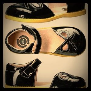 Livie and Luca Shoes-Bow in black patent leather